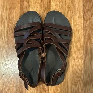 Olukai Awe Awe Strappy Leather Sandals